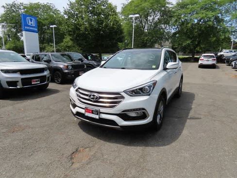 Used 2017 Hyundai Santa Fe Sport w/ 2.4L Tech Package 04 AWD/4WD image 1