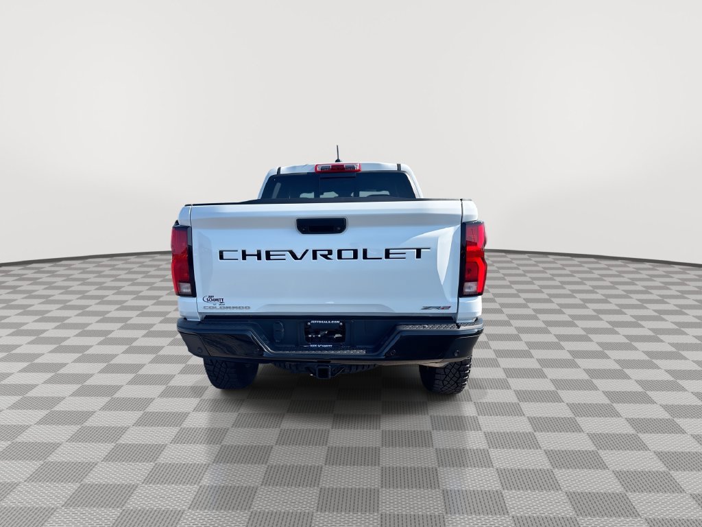Used 2024 Chevrolet Colorado ZR2 w/ ZR2 Convenience Package III AWD/4WD image 10