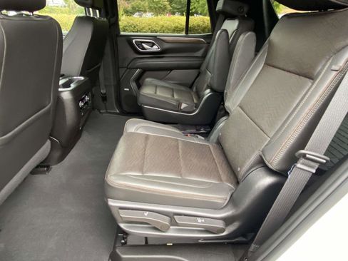 Used 2023 Chevrolet Tahoe High Country image 4