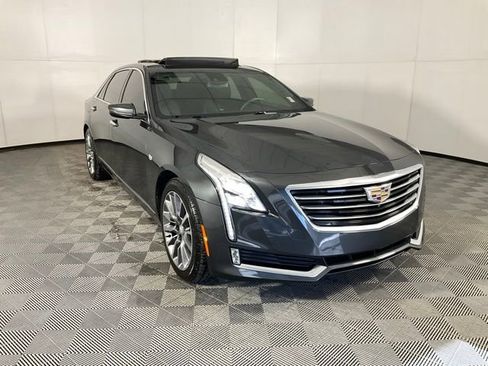 Used 2017 Cadillac CT6 Luxury image 3