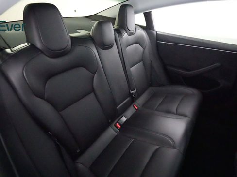 Used 2025 Tesla Model 3 Long Range AWD/4WD image 5