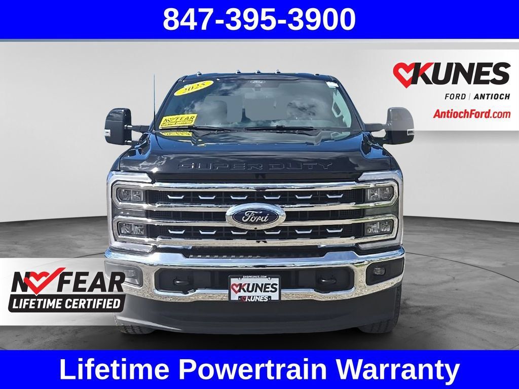 Used 2025 Ford F250 Lariat AWD/4WD image 11