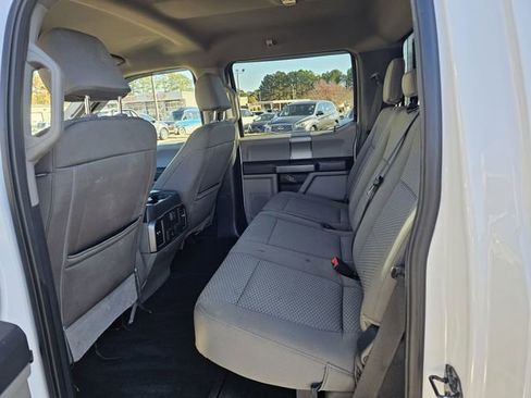 Certified 2022 Ford F250 XLT w/ XLT Premium Package image 15