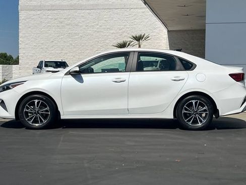 Used 2024 Kia Forte LXS w/ LXS Technology Package FWD image 7