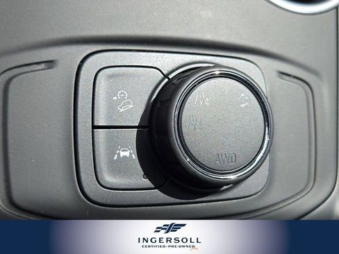 Used 2021 GMC Terrain SLE w/ LPO, Floor Liner Package image 11