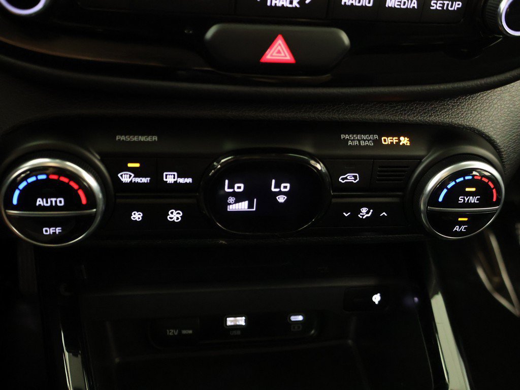 Used 2024 Kia Soul S FWD image 46