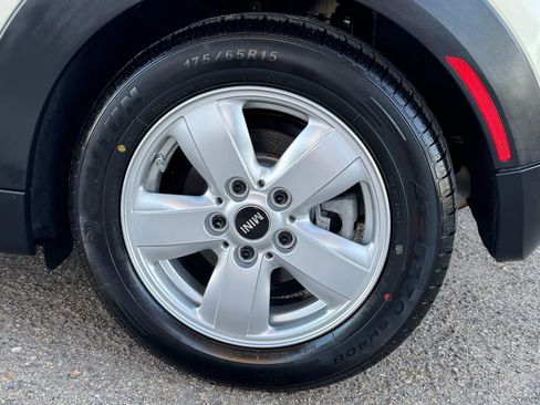 Used 2015 MINI Cooper 2-Door Hardtop FWD image 32