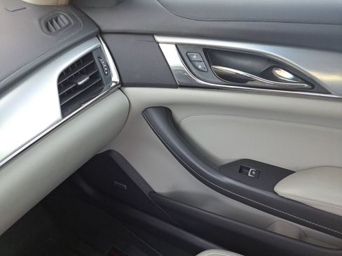 Used 2018 Cadillac CTS Luxury RWD image 28