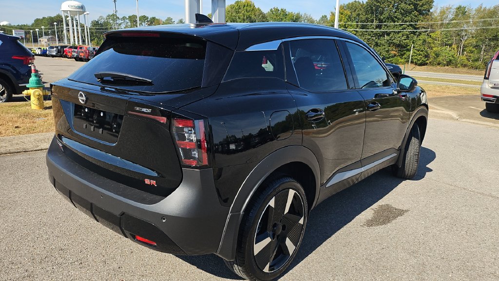 Used 2026 Nissan Kicks SR FWD image 13