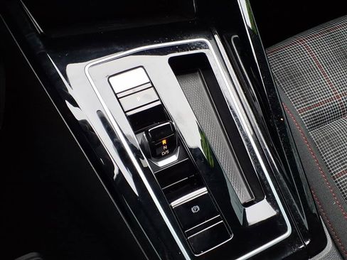 Used 2024 Volkswagen GTI S image 13