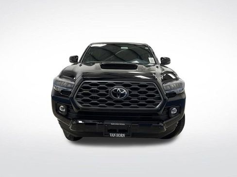 Used 2023 Toyota Tacoma TRD Sport image 9