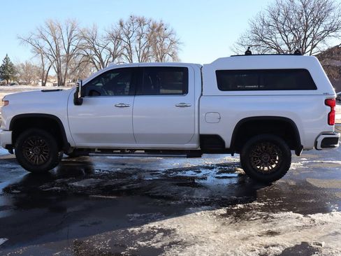 Used 2020 Chevrolet Silverado 2500 High Country image 9
