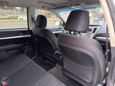 Used 2013 Subaru Outback 2.5i Premium image 21