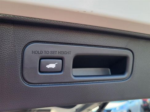 New 2025 Honda Pilot EX-L image 5