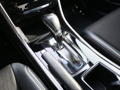 Used 2017 Honda Accord Sport image 27