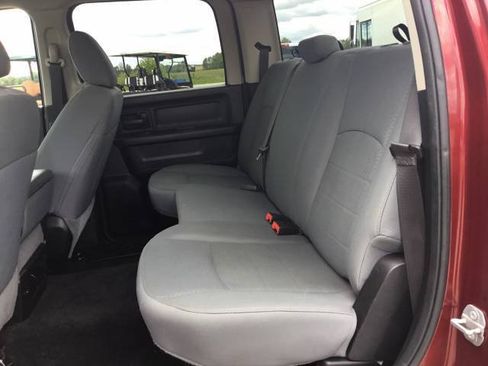Used 2017 RAM 2500 Tradesman w/ Chrome Appearance Group AWD/4WD image 12