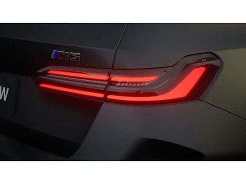 New 2026 BMW M5 Touring image 8