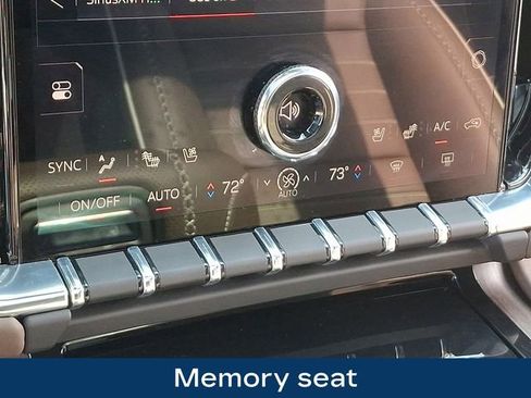 Used 2025 GMC Yukon Denali Ultimate AWD/4WD image 14