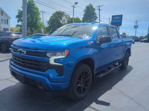 Certified 2023 Chevrolet Silverado 1500 RST w/ Z71 Off-Road Package AWD/4WD image 4