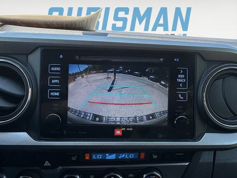 Used 2017 Toyota Tacoma Limited w/ Tow Package AWD/4WD image 19