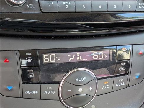 Used 2018 Nissan Sentra SV FWD image 11