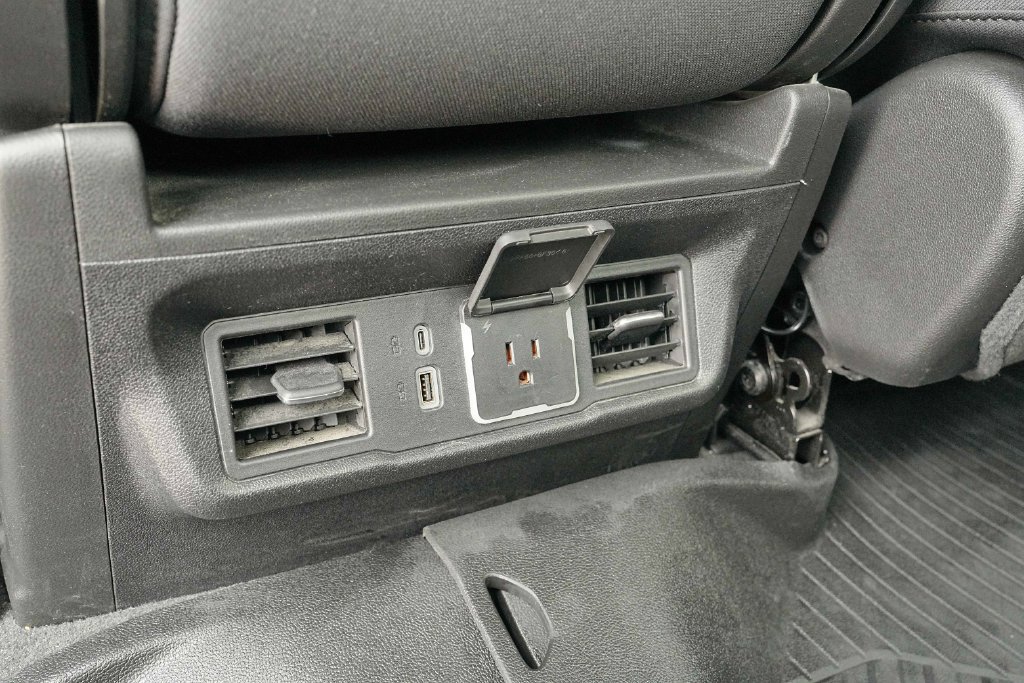 Used 2024 Chevrolet Silverado 1500 RST AWD/4WD image 21