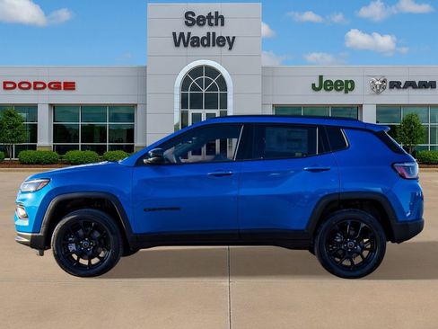 New 2026 Jeep Compass Latitude AWD/4WD image 4