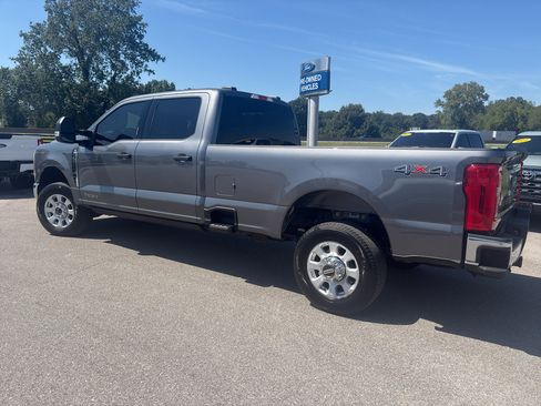 Used 2024 Ford F350 XLT AWD/4WD image 7
