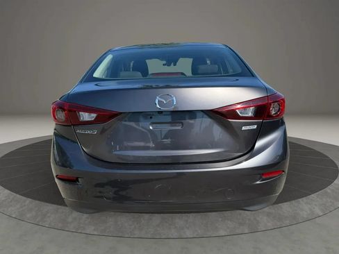 Used 2018 MAZDA MAZDA3 Sport FWD image 6