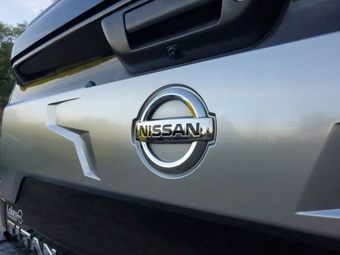 Used 2021 Nissan Titan Platinum Reserve w/ Moonroof Package AWD/4WD image 6