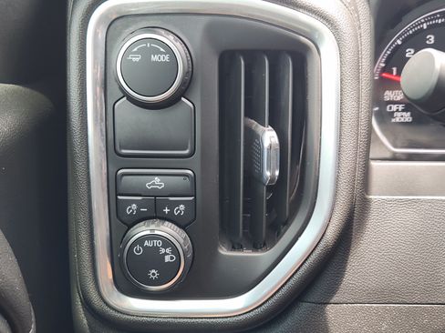 Used 2022 Chevrolet Silverado 1500 LT w/ Bed Protection Package RWD image 22