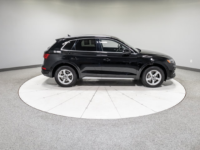 Used 2023 Audi Q5 2.0T Premium w/ Convenience Package AWD/4WD image 7