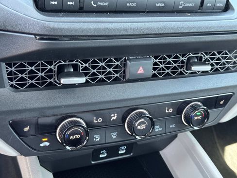 Certified 2023 Honda Accord EX image 14
