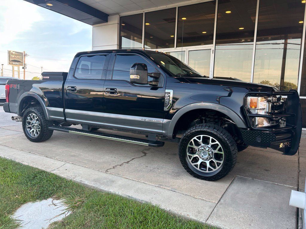 Used 2021 Ford F250 Lariat w/ FX4 Off-Road Package AWD/4WD image 2