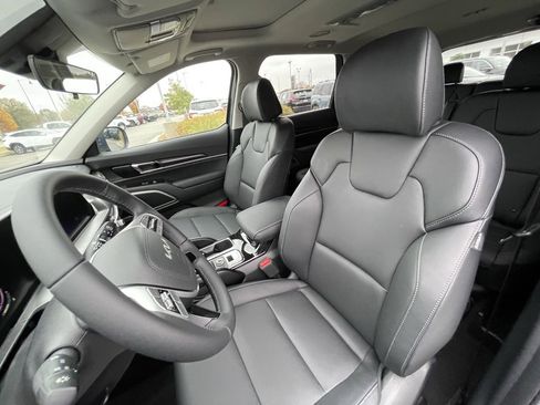 New 2025 Kia Telluride S image 23