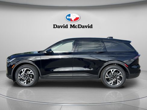 New 2026 Lincoln Nautilus Premier w/ Jet Appearance Package image 4