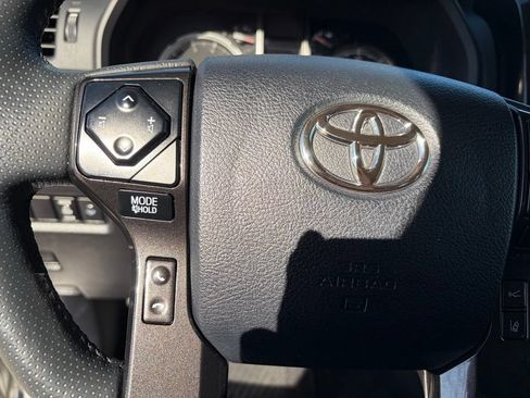 Used 2024 Toyota 4Runner TRD Off-Road Premium AWD/4WD image 30