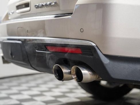 Used 2021 GMC Yukon XL Denali w/ Denali Premium Package image 7