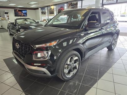 Used 2023 Hyundai Venue SEL w/ Cargo Package