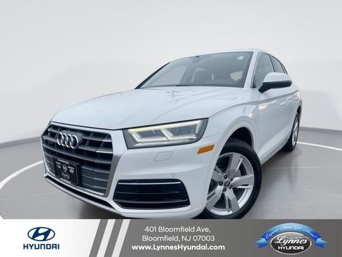Used 2018 Audi Q5 2.0T Premium Plus w/ Premium Plus Package image 1