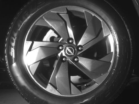 Used 2025 Nissan Rogue SV AWD/4WD image 14