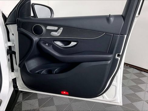 Certified 2022 Mercedes-Benz GLC 300 4MATIC image 16