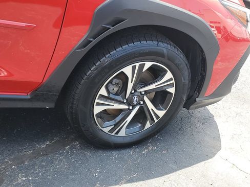 Used 2024 Subaru Crosstrek 2.0i Premium AWD/4WD image 6