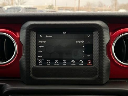 Used 2021 Jeep Wrangler Unlimited Rubicon w/ Dual Top Group image 19