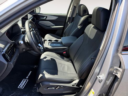 Used 2025 Acura MDX w/ Technology Package image 10