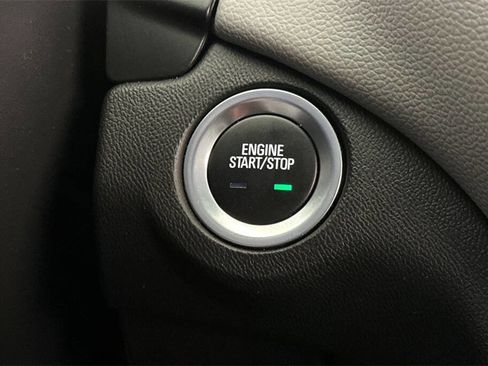 Used 2022 Chevrolet Equinox LS w/ LS Convenience Package image 22