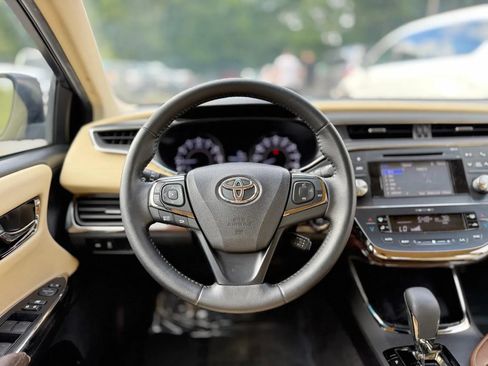 Used 2015 Toyota Avalon XLE FWD image 15