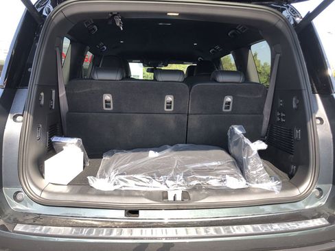 New 2026 Nissan Armada PRO-4X w/ Captain's Chari Seat Package image 17