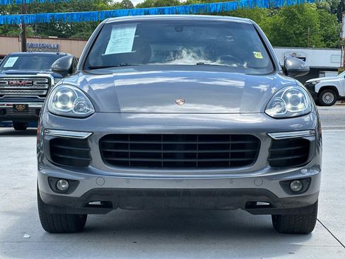 Used 2016 Porsche Cayenne AWD/4WD image 4