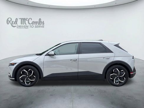 Used 2024 Hyundai Ioniq 5 SEL RWD image 2